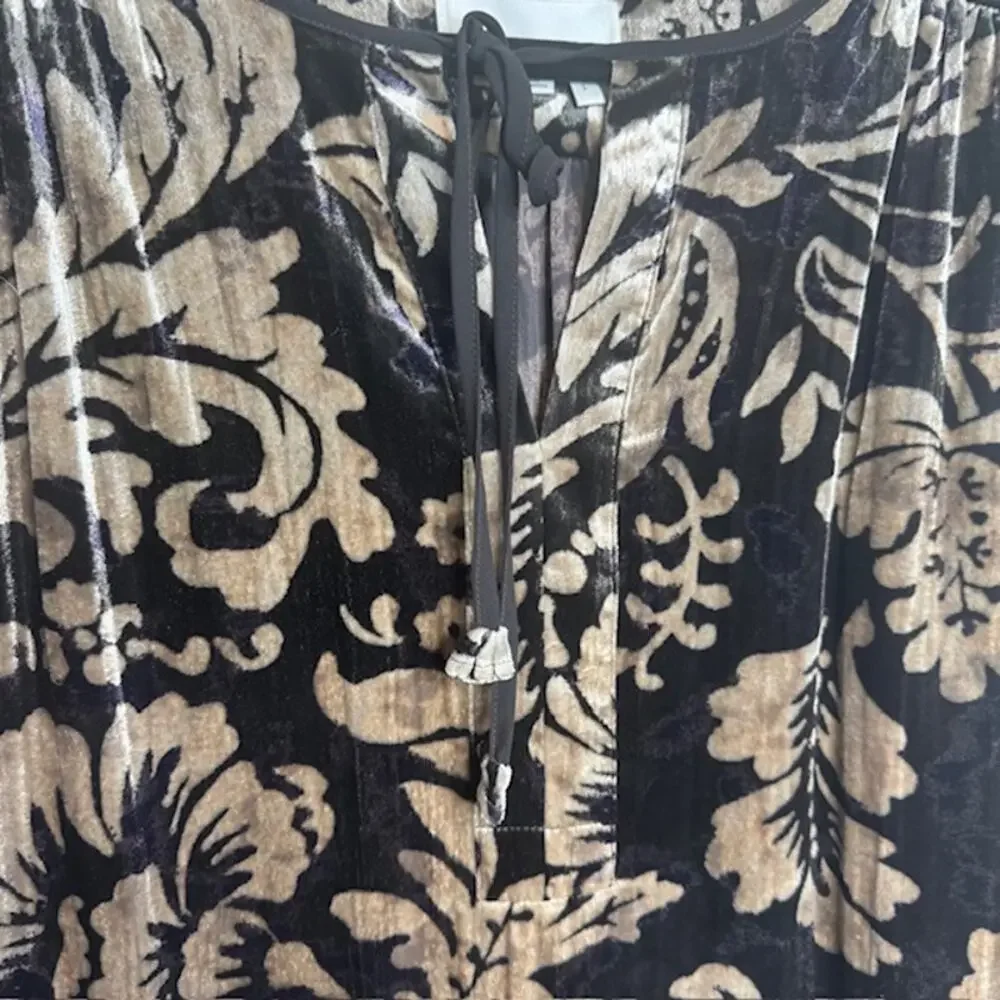 Anthropologie Faustine Velvet Floral Peasant Blouse L Boho Smocked Top